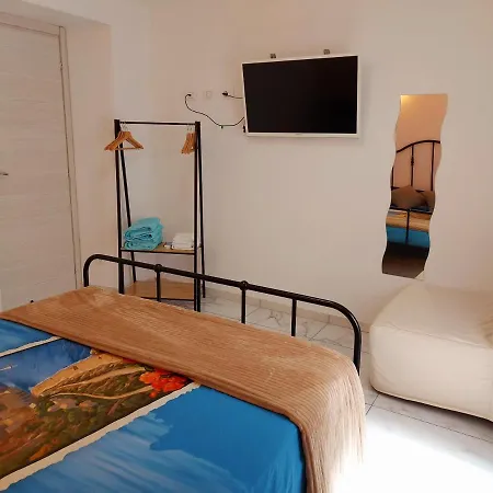 Ad 3 Bagno Privato *